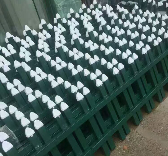 包头围栏